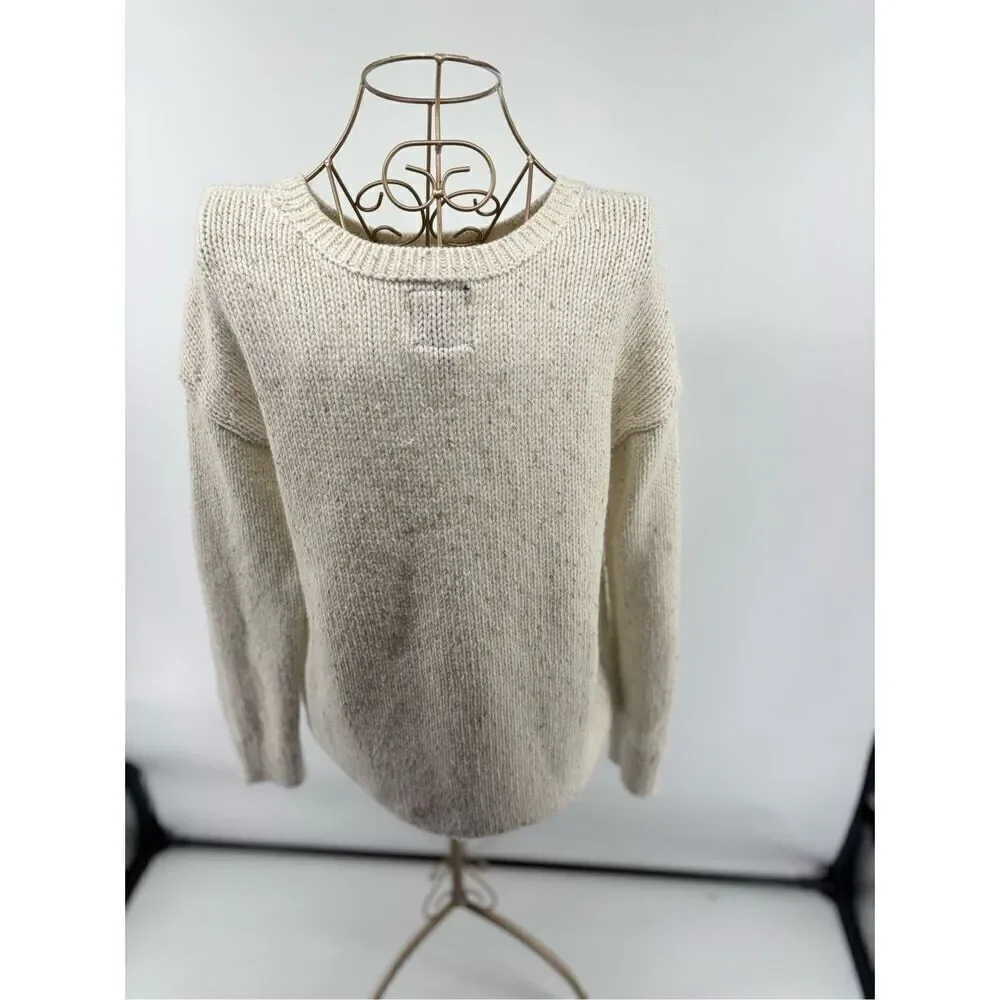 American Eagle Vintage Boyfriend Crewneck Sweater Size M Cream Metallic